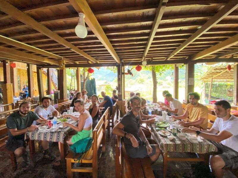 mai-chau-hoa-binh-full-day-group-tour-by-limousine