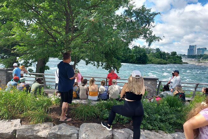 maid-of-the-mist-cave-of-the-winds-made-in-the-usa-tour