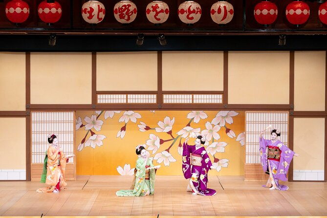 maiko-dance-show-and-kinkakuji-temple-walking-tour