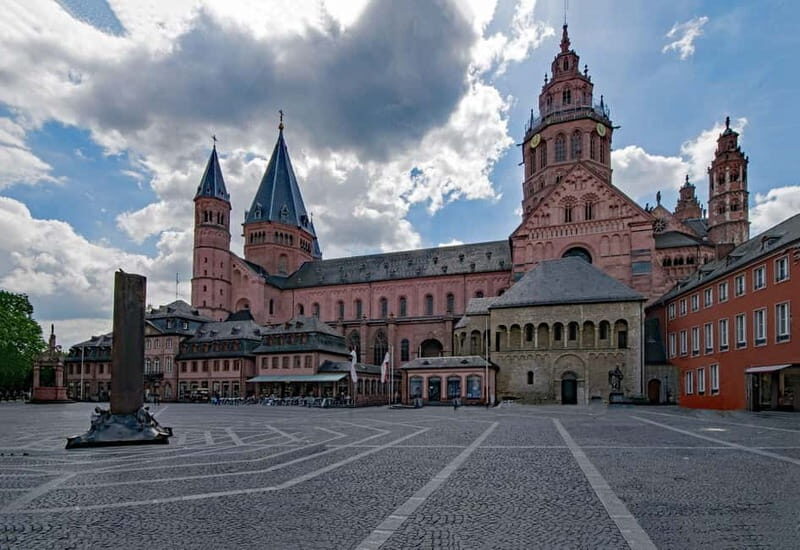 Mainz: Private Christmas Market Tour - Mainz: Private Christmas Market Tour — A Cozy Season Glow