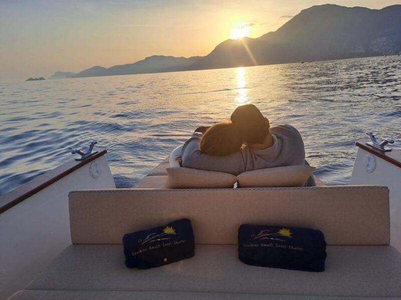maiori-boat-cruise-at-sunset