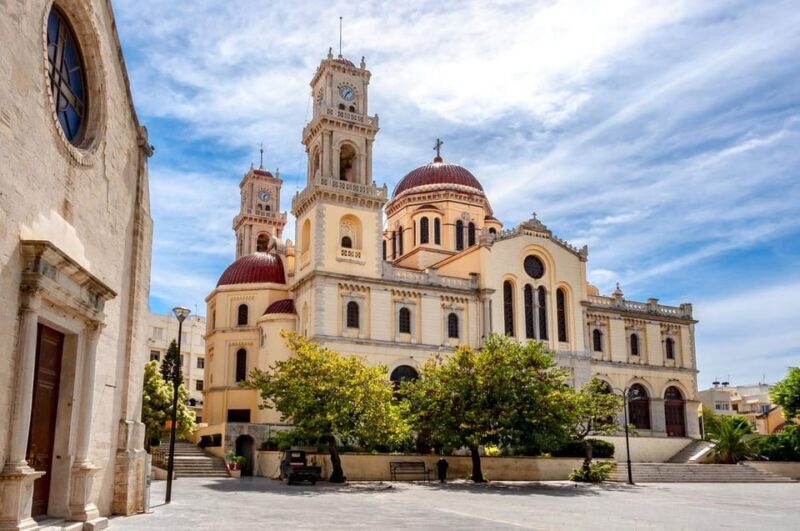 Majestic Christmas Walking Tour in Heraklion - Additional Details and Tips
