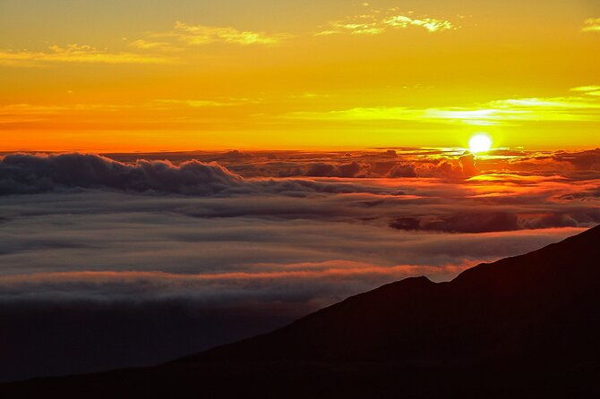 majestic-haleakala-sunrise-tour-with-pick-up