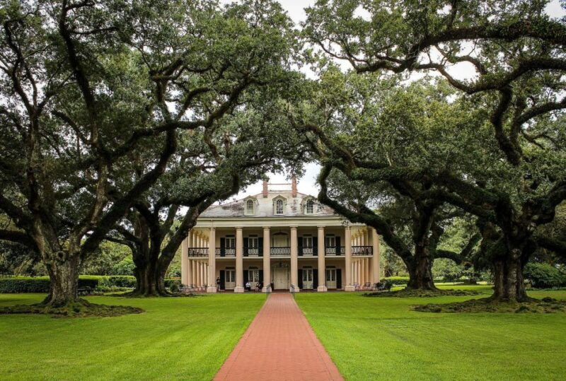 majestic-oak-alley-plantation-tour-2