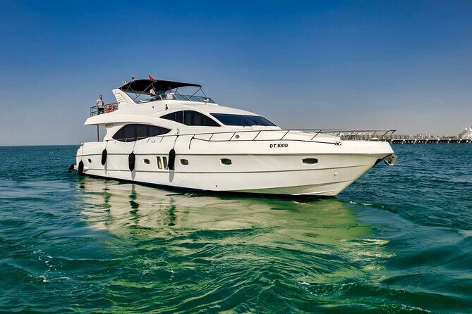 Majesty 77ft Diamond Dust  Dubai's best yacht rental - Key Points