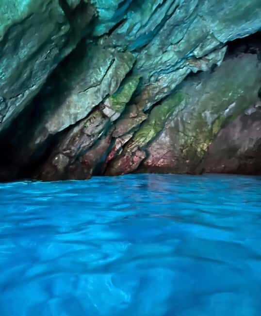 Makarska: 3 island, Cave, Cliffs, Jelsa, Lagoon, Golden Horn - Key Points