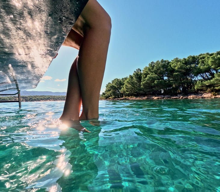 makarska-3-island-speedboat-tour-with-cave-and-blue-lagoon