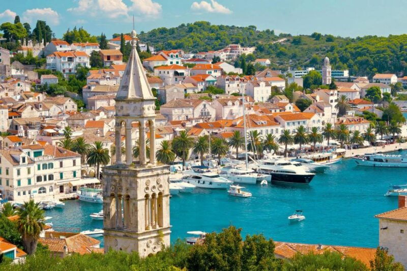 makarska-5-islands-tour-blue-cave-vis-hvar-brac