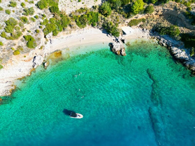makarska-golden-horn-beach-secluded-bays-speedboat-tour