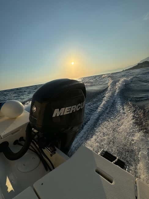 Makarska: Sunset private boat tour from Makarska - FAQs