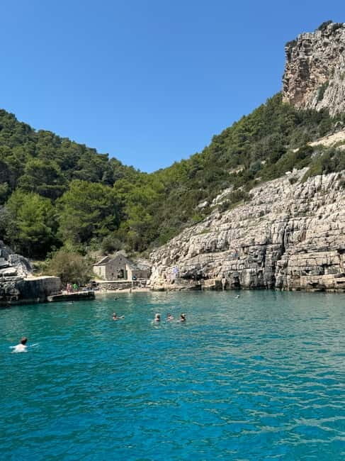 Makarska:Private halfday boat tour,Hvar,blue Cave or Brac - Who Will Love This Tour?