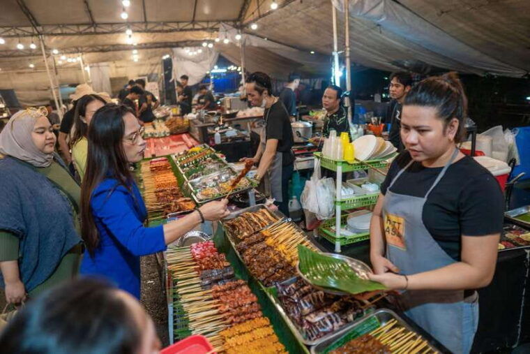 makati-street-food-experience-with-a-local-guide