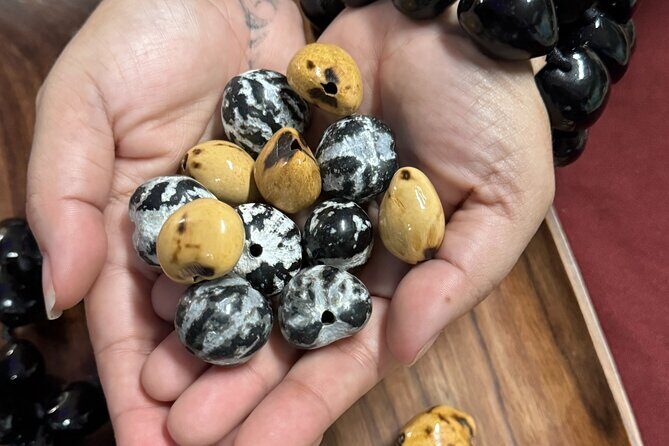 Make a Kukui Nut Bracelet on Maui - Making a Kukui Nut Bracelet in Maui: An Authentic Cultural Craft Experience