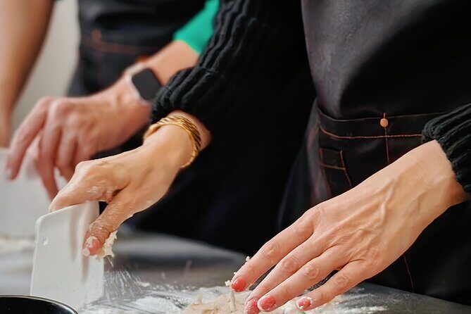 Make Chinese Dumplings and Taste Six Traditional Teas in Shanghai - The Details of the Experience