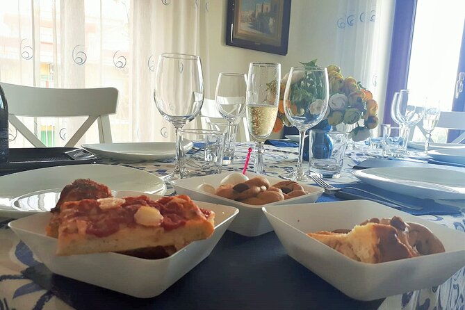 make-neapolitan-pizza-with-a-view-of-naples