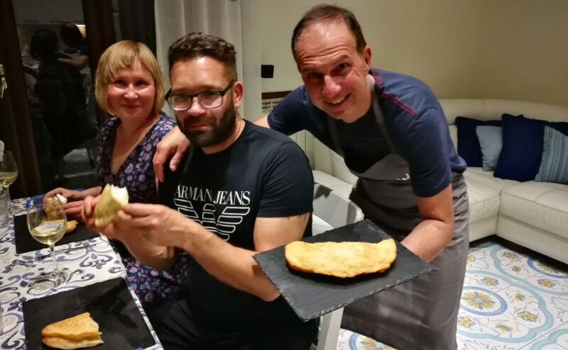 make-neapolitan-pizza-with-a-view-of-naples-like-no-other