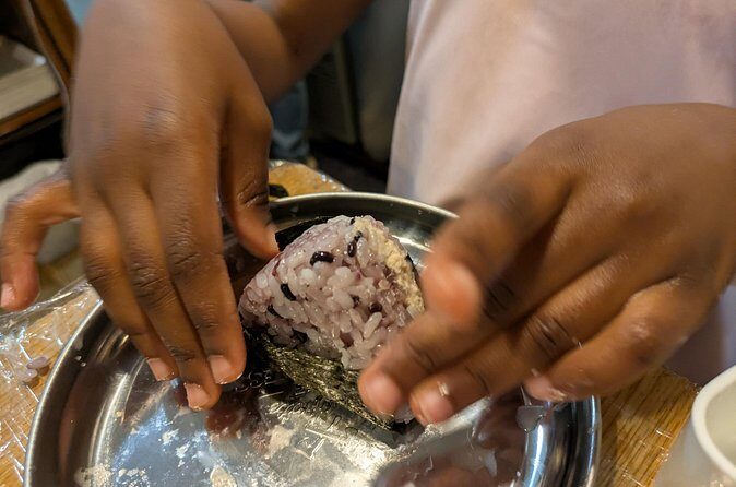 Make Onigiri with a Professional Chef in Tokyo - FAQs