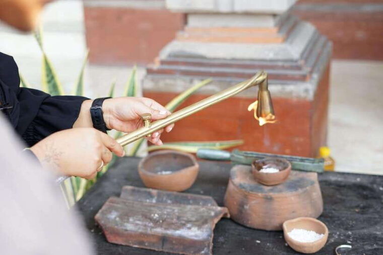 make-your-own-silver-jewelry-at-celuk-bali-silver-class