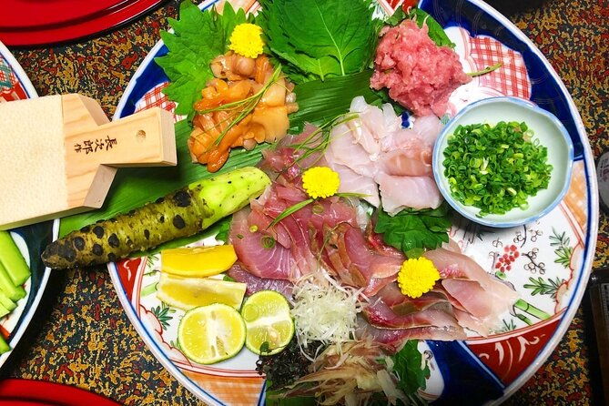 making-hand-rolled-sushi-with-the-okami