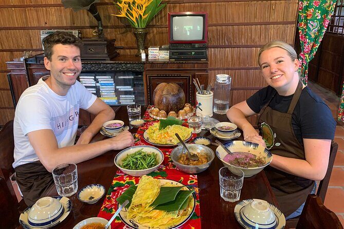 Making Mekong Style Bánh xèo Mekong Rustic Can Tho Hideaway - What You Can Expect from the Tour