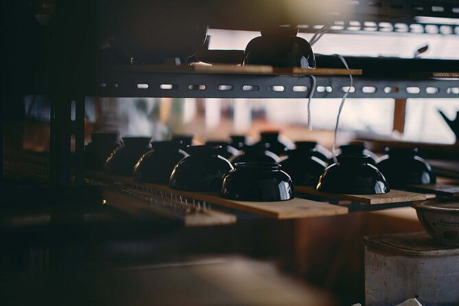 making-of-echizen-lacquerware-and-lacquering-tray-experience
