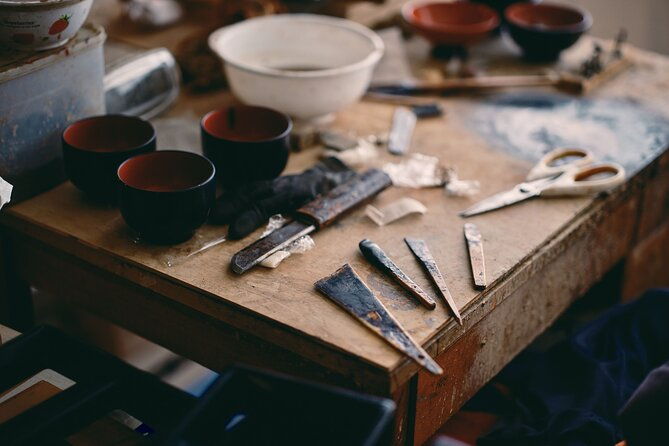 making-of-echizen-lacquerware-and-lacquering-tray-experience