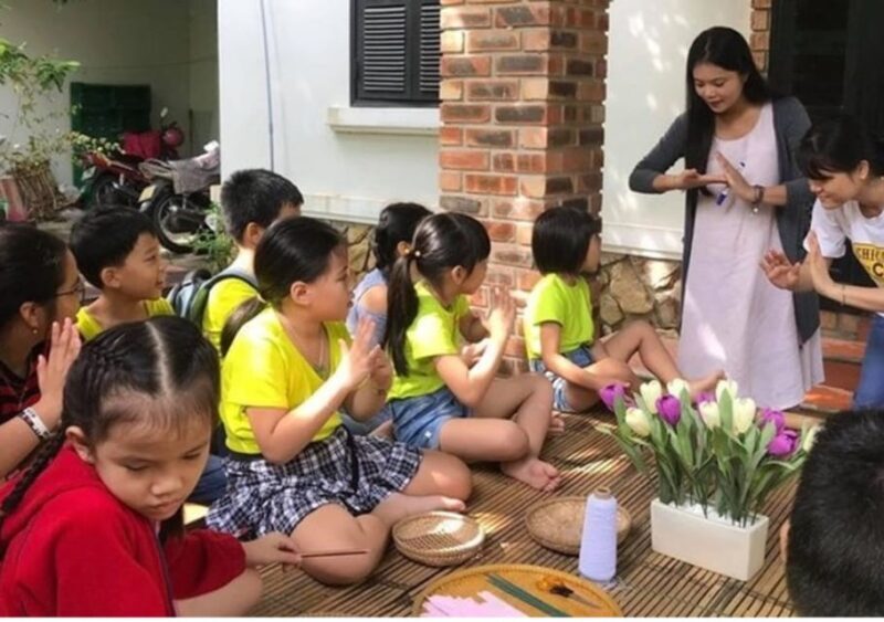 Making the paper flower's experience in Hue - Key Points