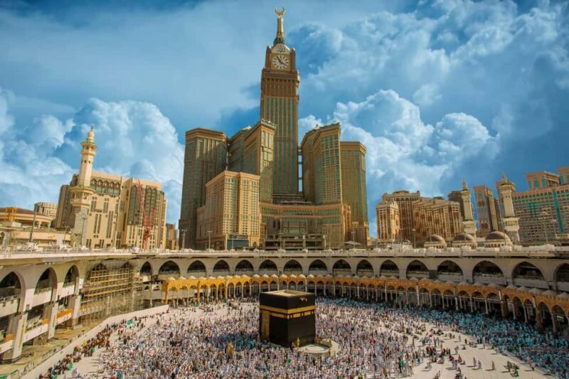 Makkah: Holy Sites and Local Family Experience Tour - Practical Details & Tips