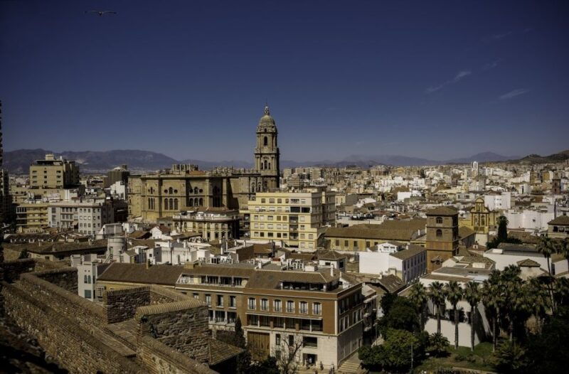 malaga-3-hour-complete-walking-tour-with-tickets