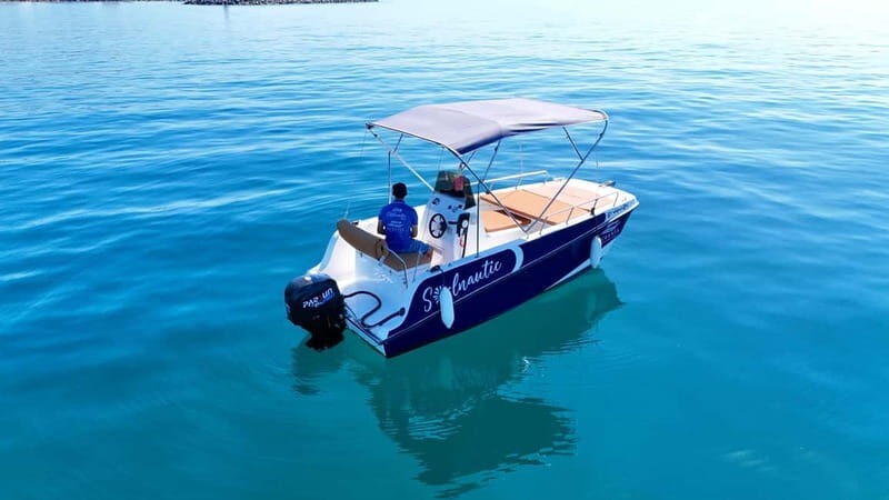 Malaga: 6-Seater Speedboat License-free Boat Rental - The Sum Up