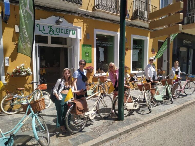 malaga-bike-rental-for-city-discovery-route-beaches