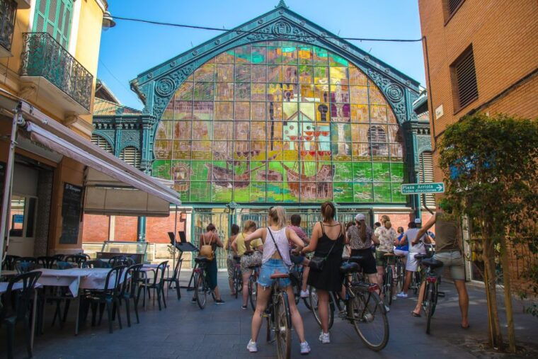 malaga-bike-tour-old-town-marina-beach