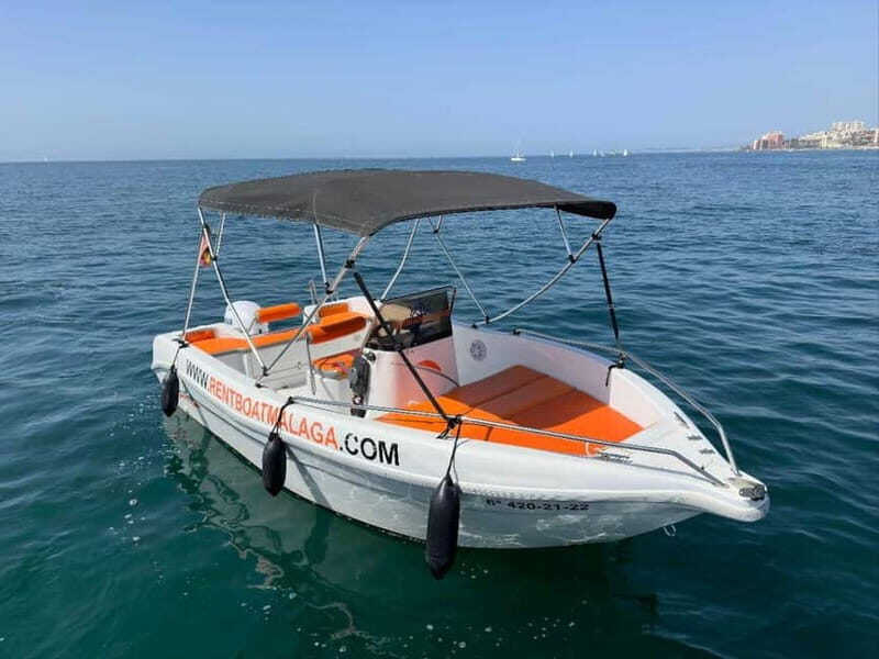 Malaga: Boat rental without license - Key Points