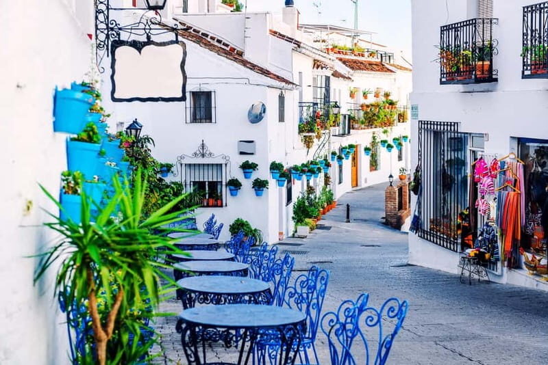 Malaga, Catamaran ride and Mijas Pueblo - Who Will Appreciate This Tour?