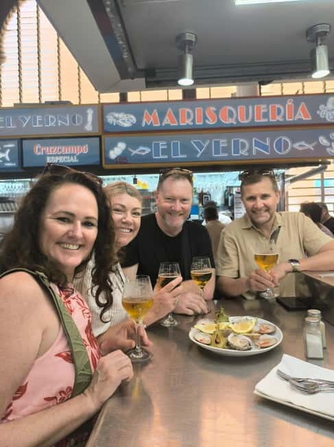 Málaga: City Highlights and Tapas Tasting Tour - Málaga: City Highlights and Tapas Tasting Tour  