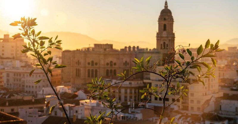 malaga-express-walk-with-a-local-in-60-minutes