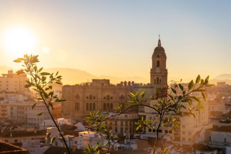 malaga-express-walk-with-a-local-in-60-minutes