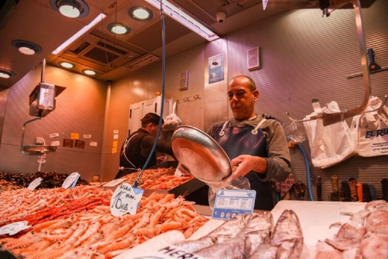 malaga-foodie-tour-of-atarazanas-market