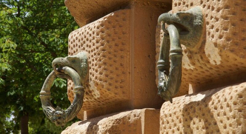 malaga-granada-day-trip-with-alhambra-palaces-and-gardens