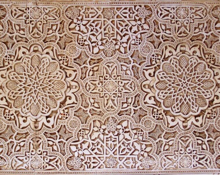 malaga-granada-day-trip-with-alhambra-palaces-and-gardens