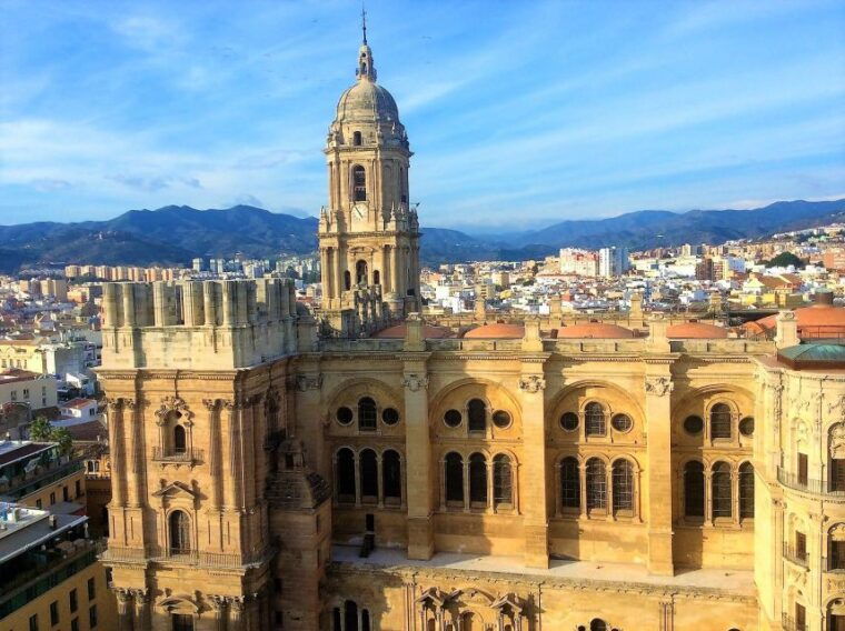 malaga-group-walking-tour-2