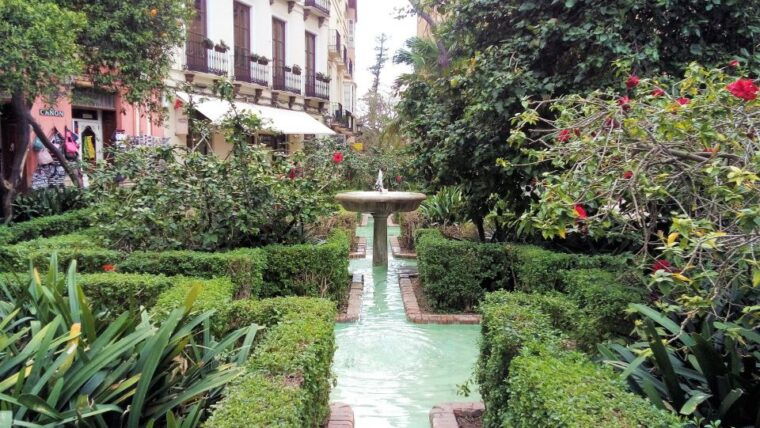 malaga-group-walking-tour-2
