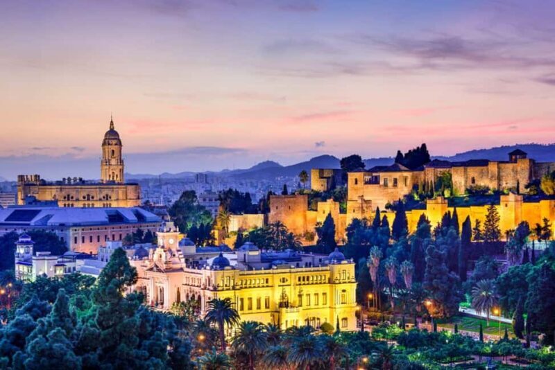 Málaga: Marbella & Puerto Banús Coastal Glamour Tour - Transition to the Opulence of Puerto Banús