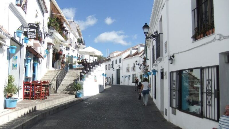malaga-private-day-trip-to-mijas