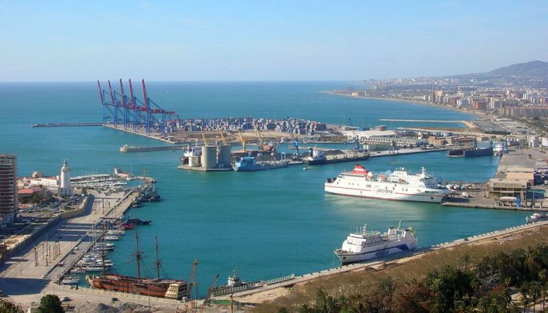 malaga-private-plaza-de-la-merced-city-center-port-tour