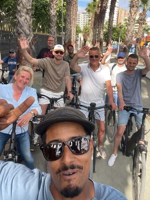 Malaga: Private Roller Skating Class or City Tour on Skates - Key Points