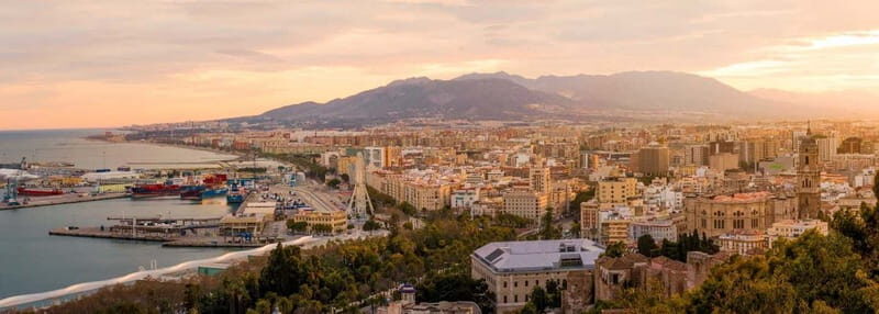 Malaga: Private Walking Tour with Official Guide - Exploring Malaga on a Private, Tailor-Made Walk