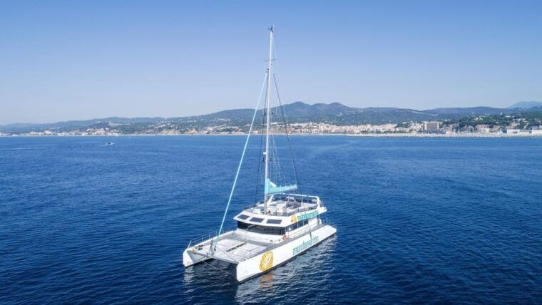 malaga-sailing-catamaran-with-swimming-and-paella-lunch