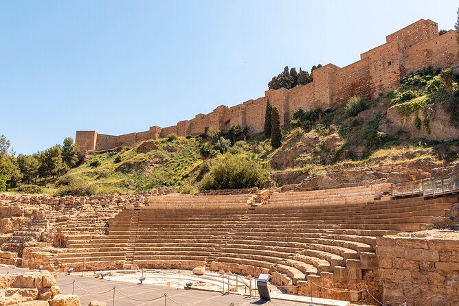Malaga Scavenger Hunt and Sights Self-Guided Tour - The Value of This Experience