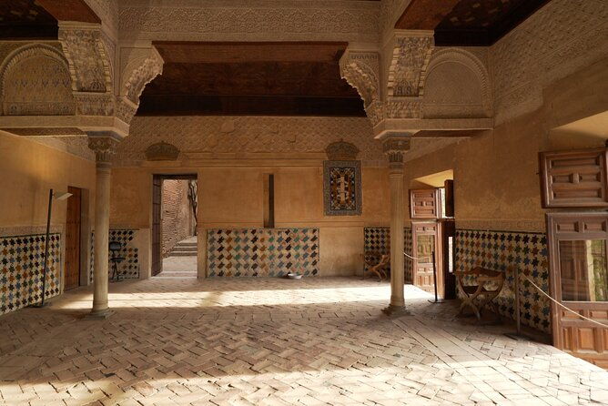 malaga-shore-excursion-skip-the-line-alhambra-and-generalife-gardens-tour